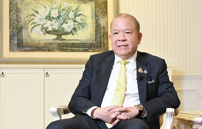 ปรบมือให้ “พิชัย”