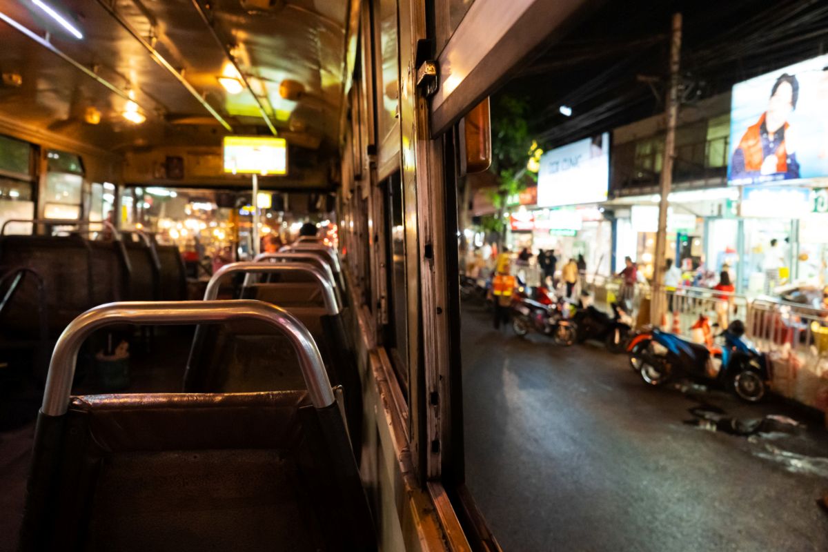 รถเมล์สายไหน ที่วิ่งให้บริการตลอด 24 ชั่วโมง เช็กต้นทาง-ปลายทาง ที่นี่