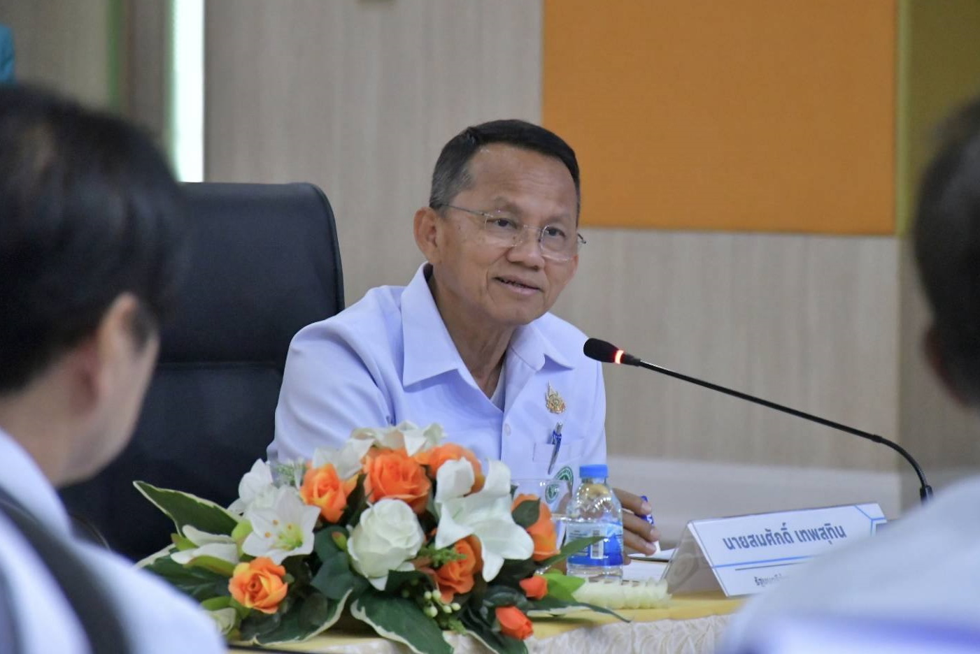 สาธารณสุข พร้อมรับ ‘ประกันสังคม’ เข้า ‘บัตรทอง’