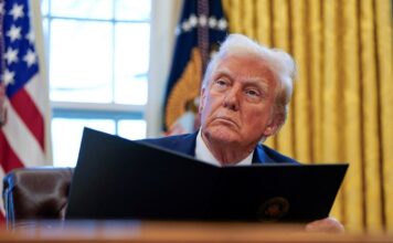 Trump's 'cost' ทรัมป์ ทำ สงครามการค้า