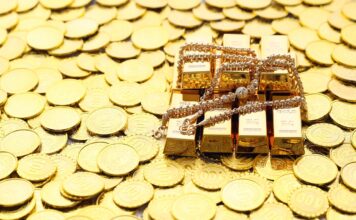 gold-necklaces
