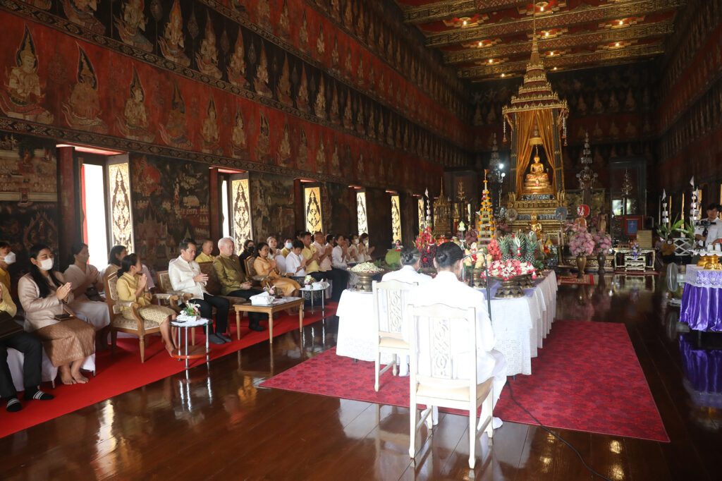กรมศิลป์ พระพุทธสิหิงค์