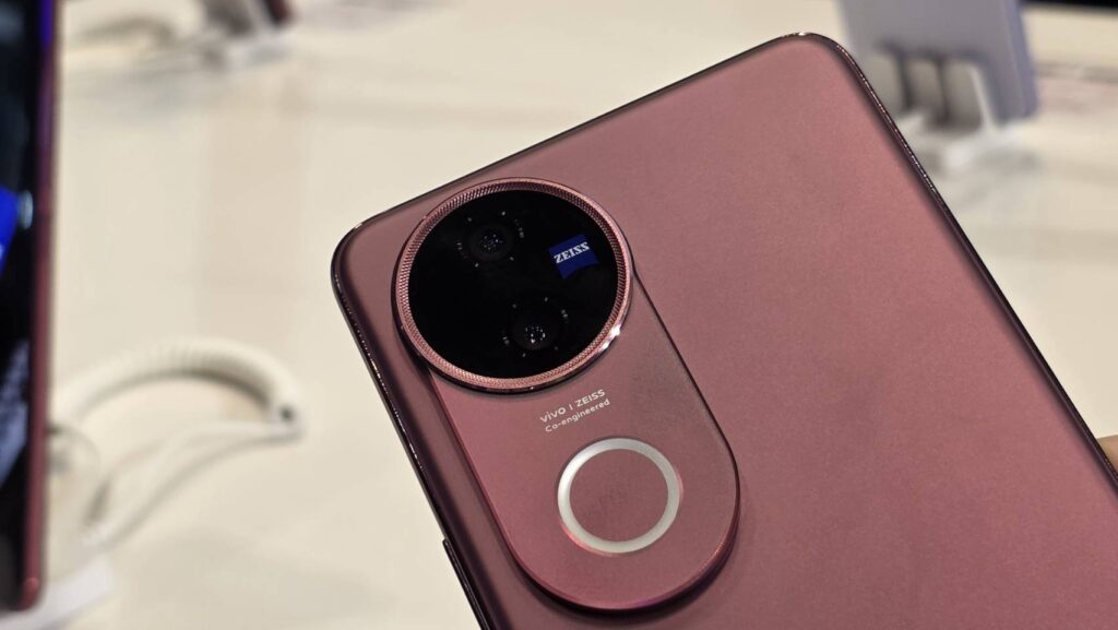 vivo V50