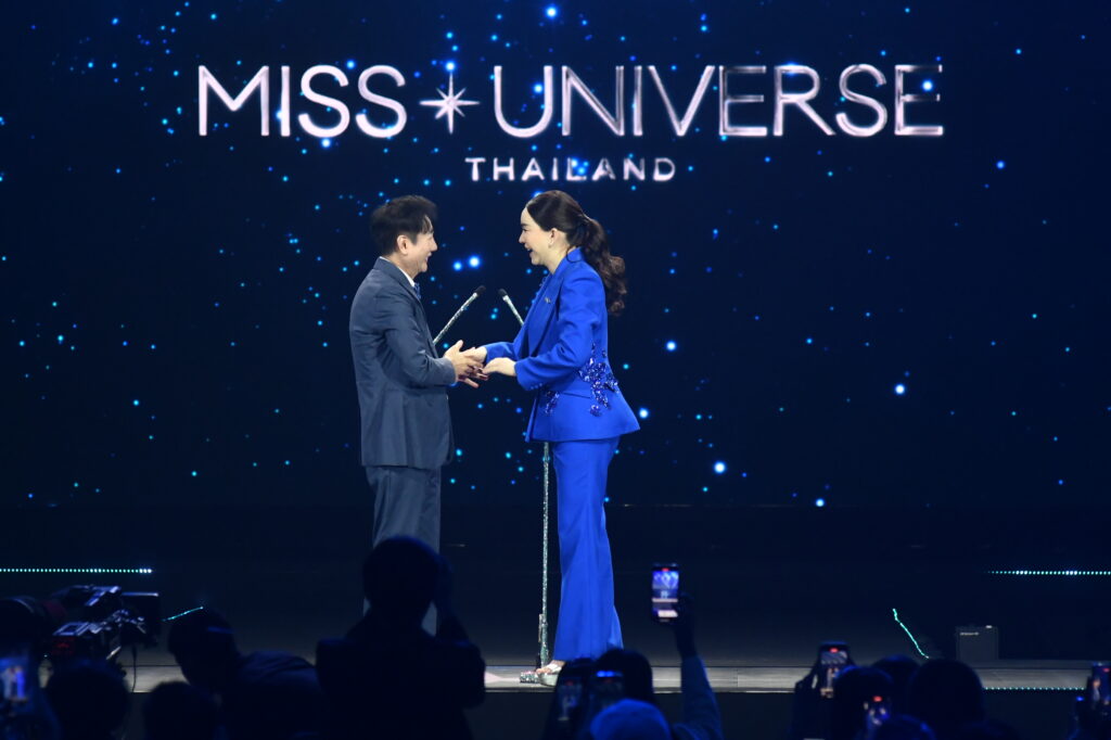 ณวัฒน์-แอน จักรพงษ์ จับมือแถลงผู้ถือสิทธิ์จัดการประกวด Miss Universe Thailand