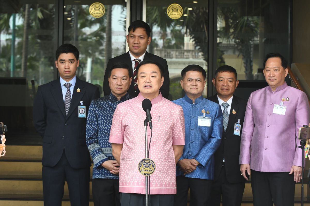 อนุทินรอภูมิธรรมเซ็นคำสั่งตัดไฟเมียนมา มหาดไทยพร้อมปฏิบัติทันที