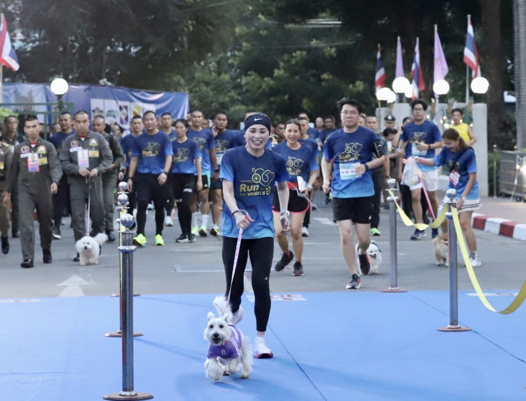 พระราชินี เสด็จฯส่วนพระองค์ ทรงร่วมวิ่งรายการ Run For Wheels ครั้งที่ 4