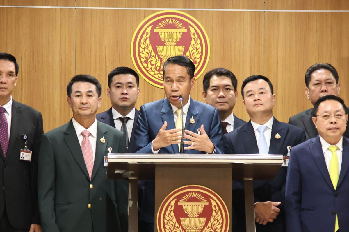 สมาชิกรัฐสภาเห็นแย้งกัน เหตุผล เพื่อไทย ยื่นศาลวินิจฉัยแก้รัฐธรรมนูญ