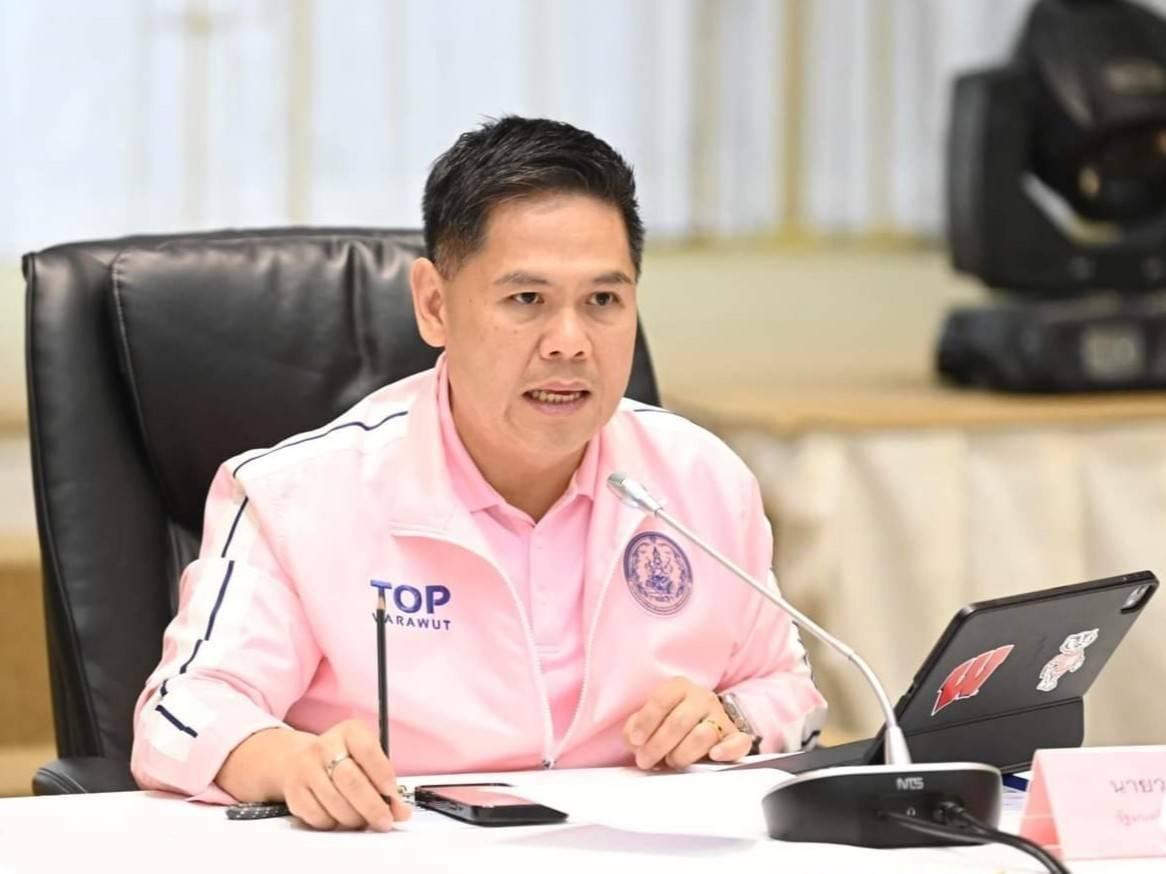 วราวุธส่งทีมพม.สุพรรณบุรีจัดระเบียบ12คนเร่ร่อน ที่ อ.อู่ทอง