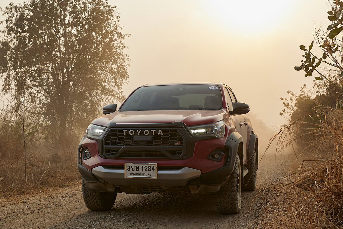 TOYOTA 4X4 OFF-ROAD TRAINING