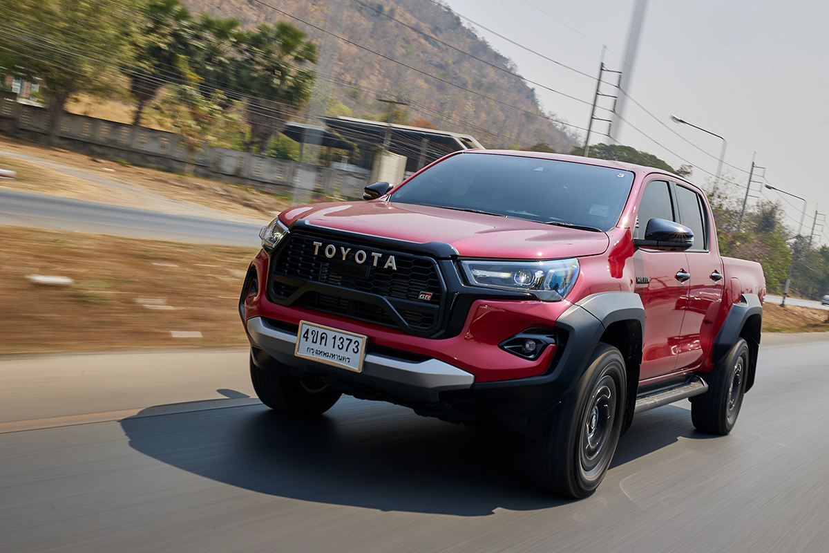 TOYOTA 4X4 OFF-ROAD TRAINING