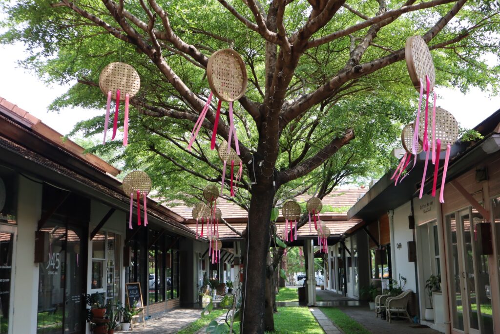 จริงใจมาร์เก็ต – ในย่านจริงใจเซ็นทรัล