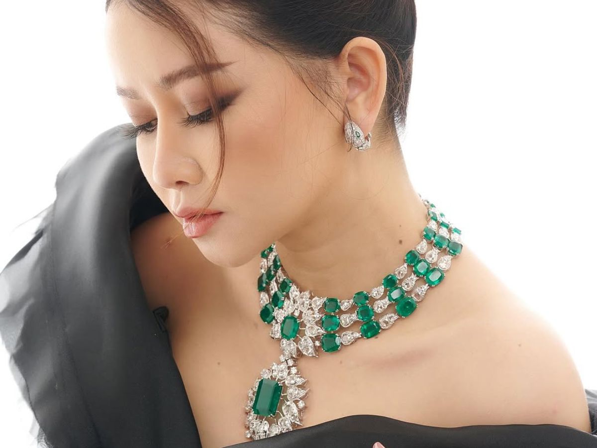เช็กบิล 5 รัฐมนตรีกระทรวงเกรดเอ ปัดเอี่ยวปมครองสร้อยเพชร 26 ล้าน