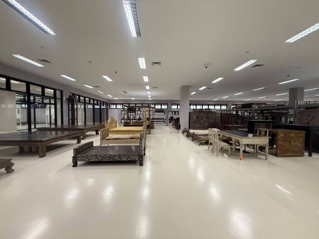 โบราณวัตถุ คลัง กลางพิพิธภัณฑสถานแห่งชาติ