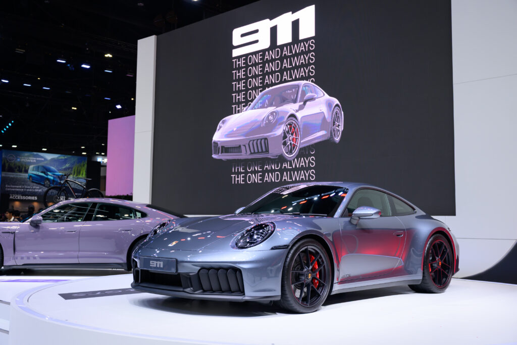 Porsche 911 GTS 