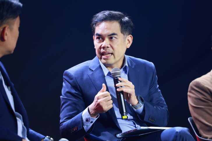 ดร.พิพัฒน์ เหลืองนฤมิตชัย ดร.พิพัฒน์ เหลืองนฤมิตชัย