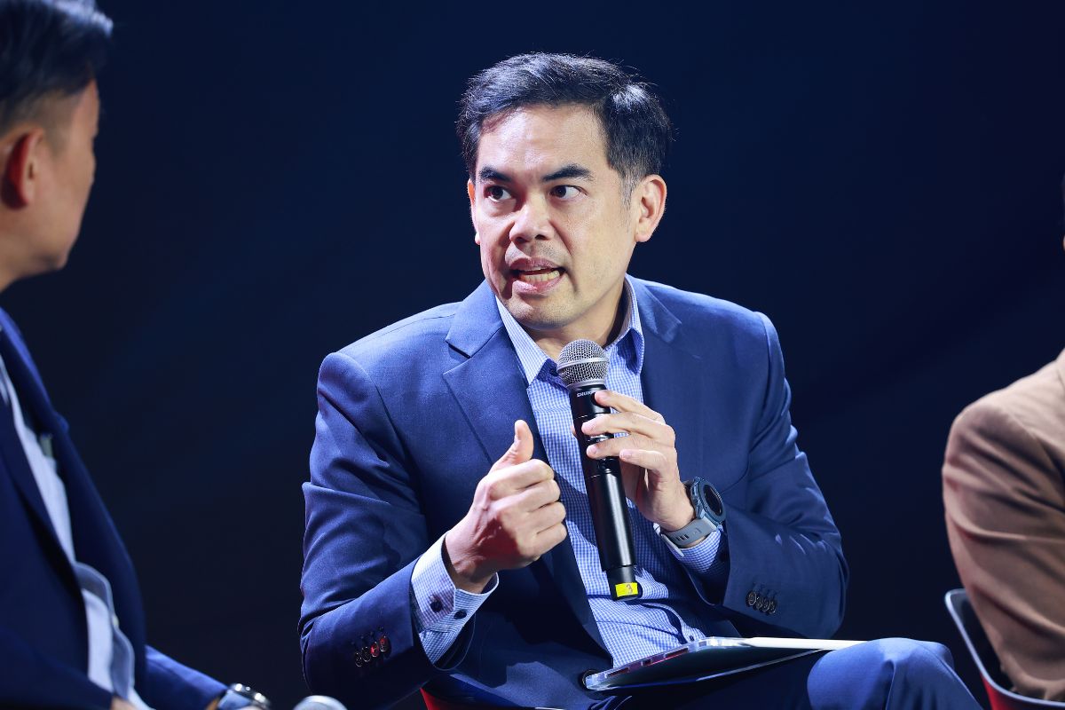 พิพัฒน์ KKP ชี้รัฐกู้ได้แต่ต้องใช้เงินให้คุ้มค่า-มีแผนลดหนี้ชัดเจน ห่วงกันชนการคลังบางลง