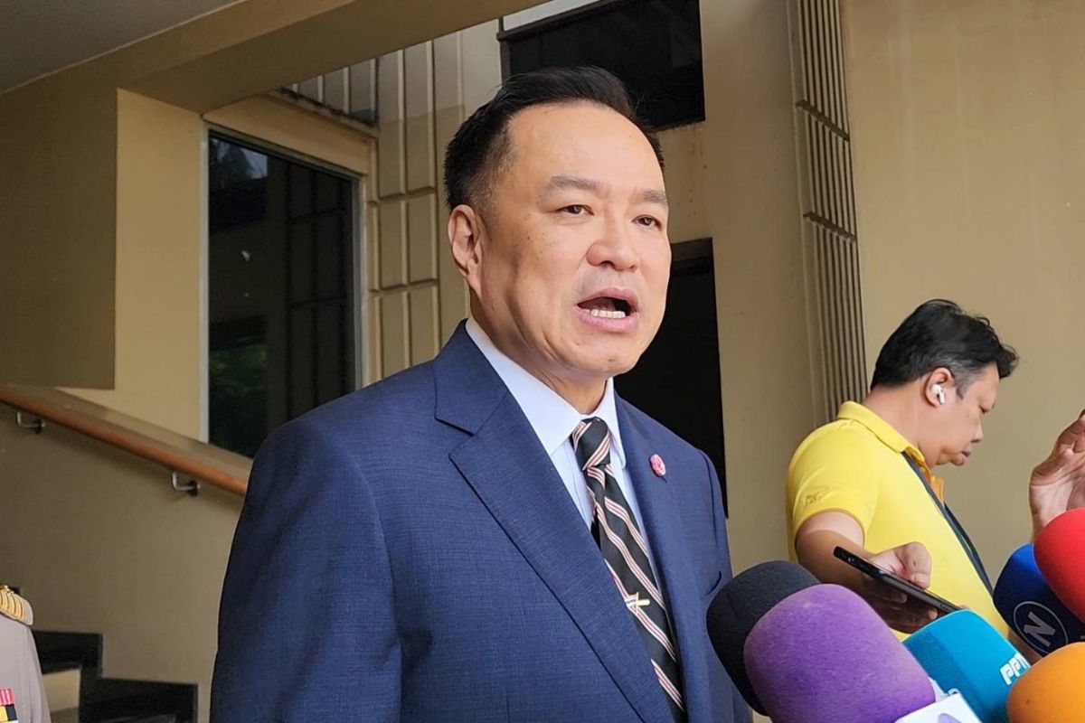 อนุทิน มอง ‘ฝ่ายค้าน’ หวังซักฟอกรัฐบาล โยง ‘ทักษิณ‘ ควรใช้เวทีอื่น