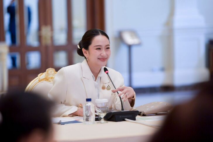 แพทองธาร ชินวัตร แพทองธาร ชินวัตร