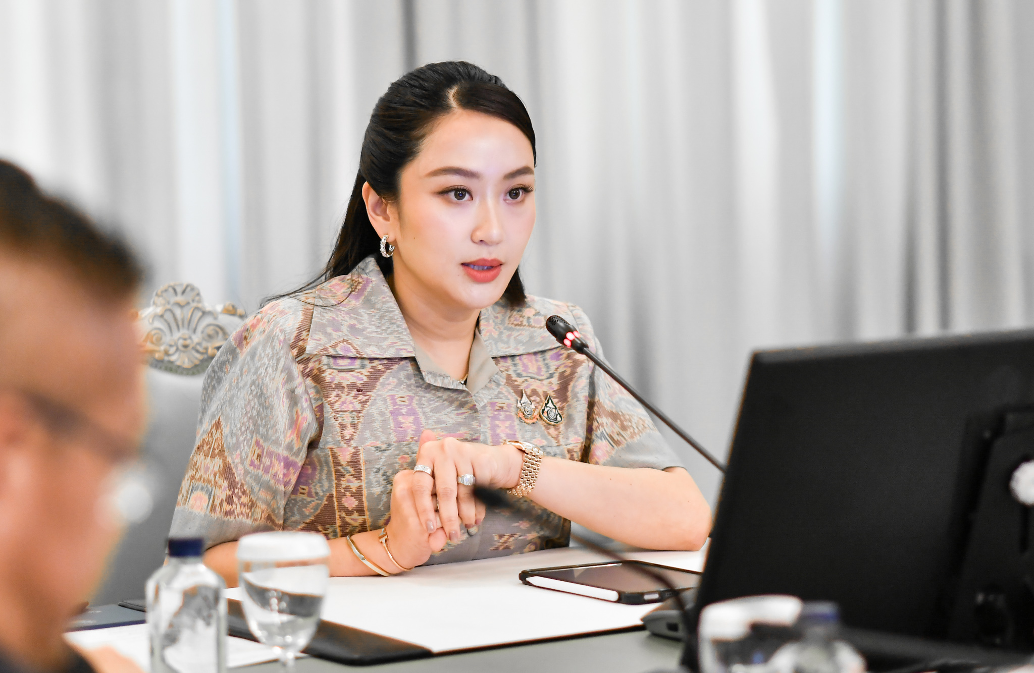 รัฐบาล ขอ ‘ฝ่ายค้าน’ ซักฟอกนายกฯ สร้างสรรค์-อย่าบูลลี่ ทำการเมืองฉุดประเทศ