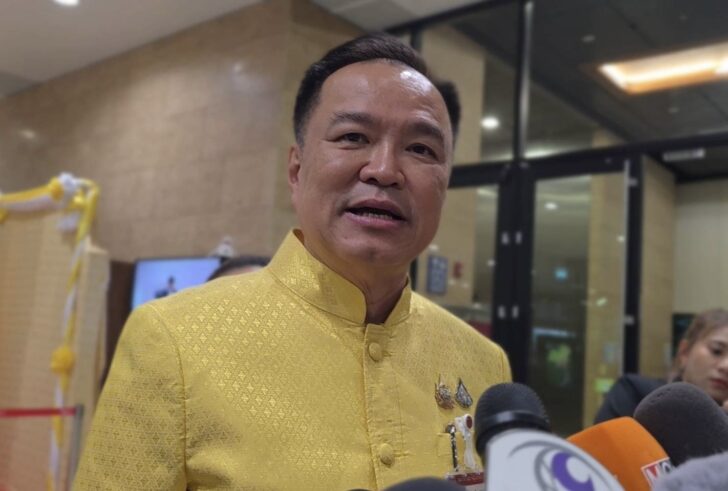 S__4038698 อนุทิน ชาญวีรกูล