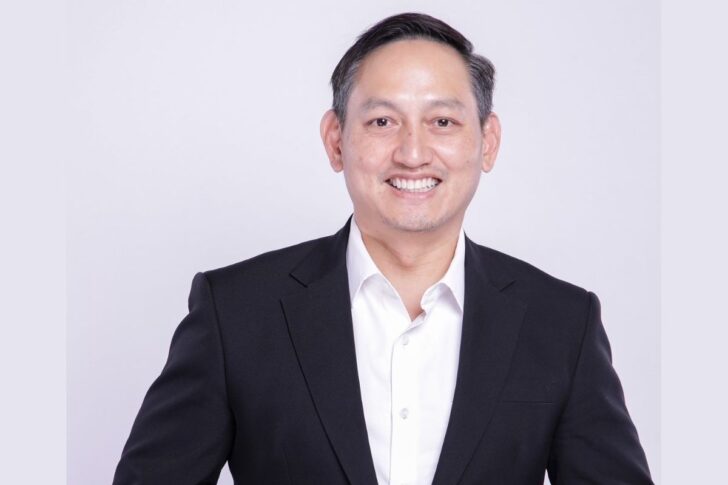 วีรพัฒน์ เกียรติเฟื่องฟู