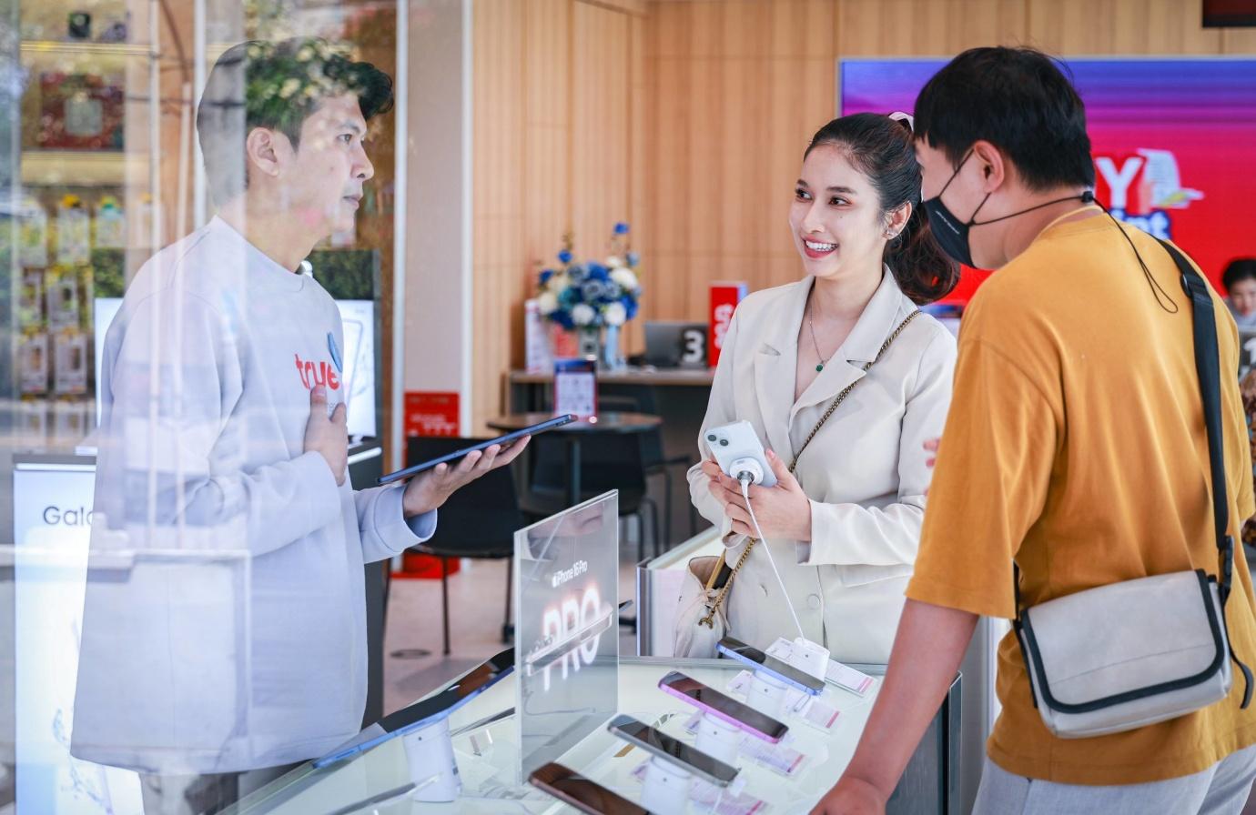 สวัสดีเชียงใหม่เจ้า ! ส่อง True Branding Shop @ Life Xpress Chiang Mai..