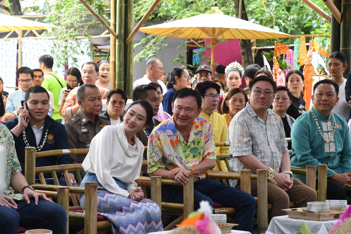 นายกฯ – ทักษิณ เยือนบ้านเกิดสันกำแพง ร่วมงานปี๋ใหม่เมือง