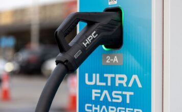 EV Station PluZ