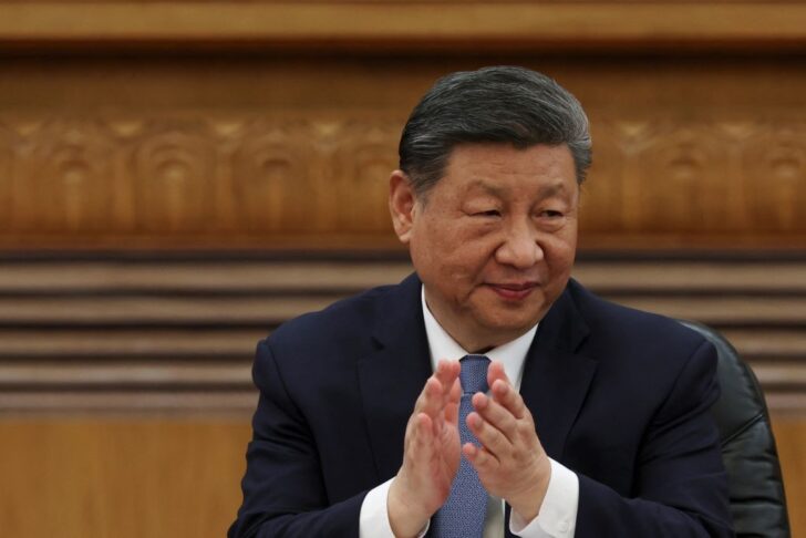 2025-03-28T052527Z_2060317797_RC24MDAF87D2_RTRMADP_3_CHINA-XI-FOREIGN-CEOS