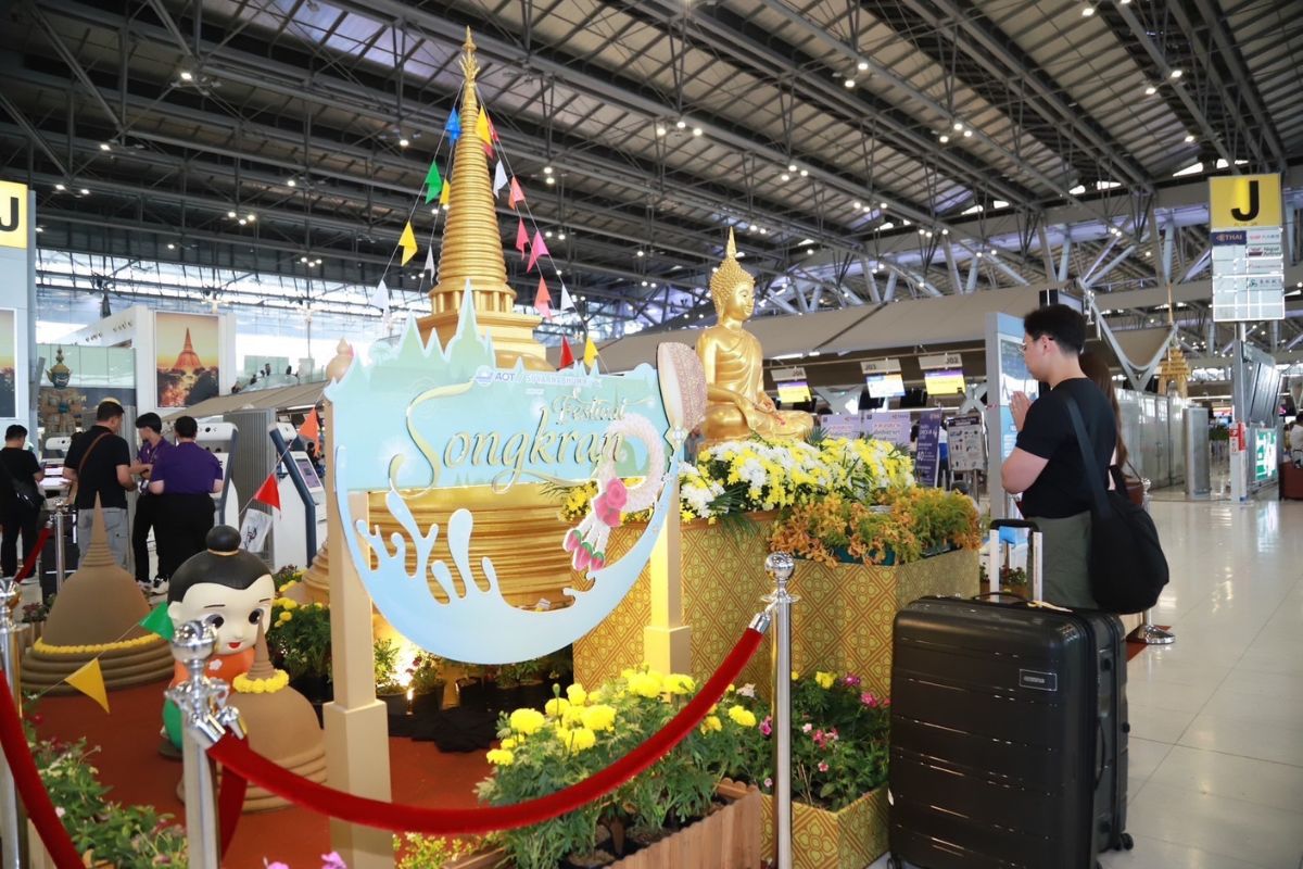 สงกรานต์อินเตอร์ เนรมิตสนามบิน ตรึงใจนักเดินทาง