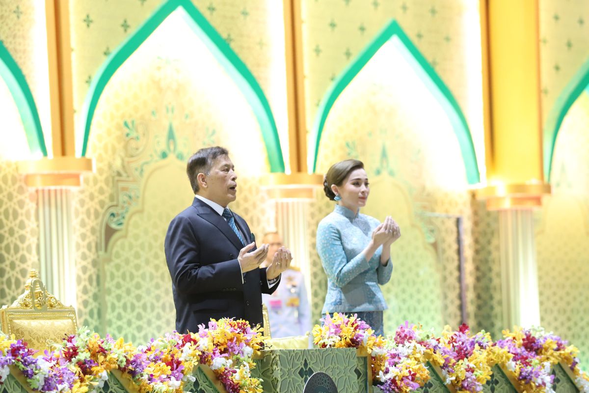 ในหลวง พระราชินี เสด็จฯเปิดงานเมาลิดกลาง ประจำปีฮิจเราะห์ศักราช 1446