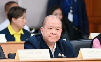 พิชัย นริพทะพันธุ์