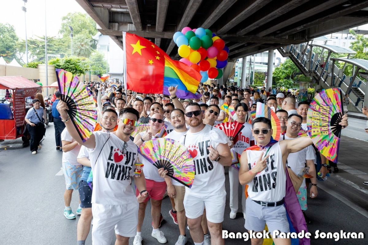 สีลมจัดใหญ่ Bangkok Songkran Parade 2025 แลนด์มาร์กชาว LGBTQIA+