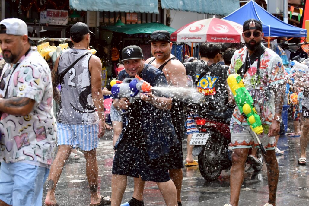 สงกรานต์ 2568 ข้าวสาร