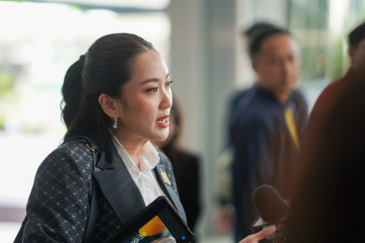 Paetongtarn-Shinawatra แพทองธาร ชินวัตร