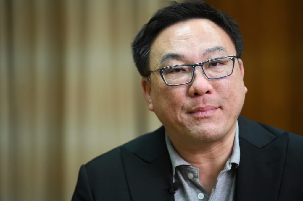 นายจุลพันธ์ อมรวิวัฒน์