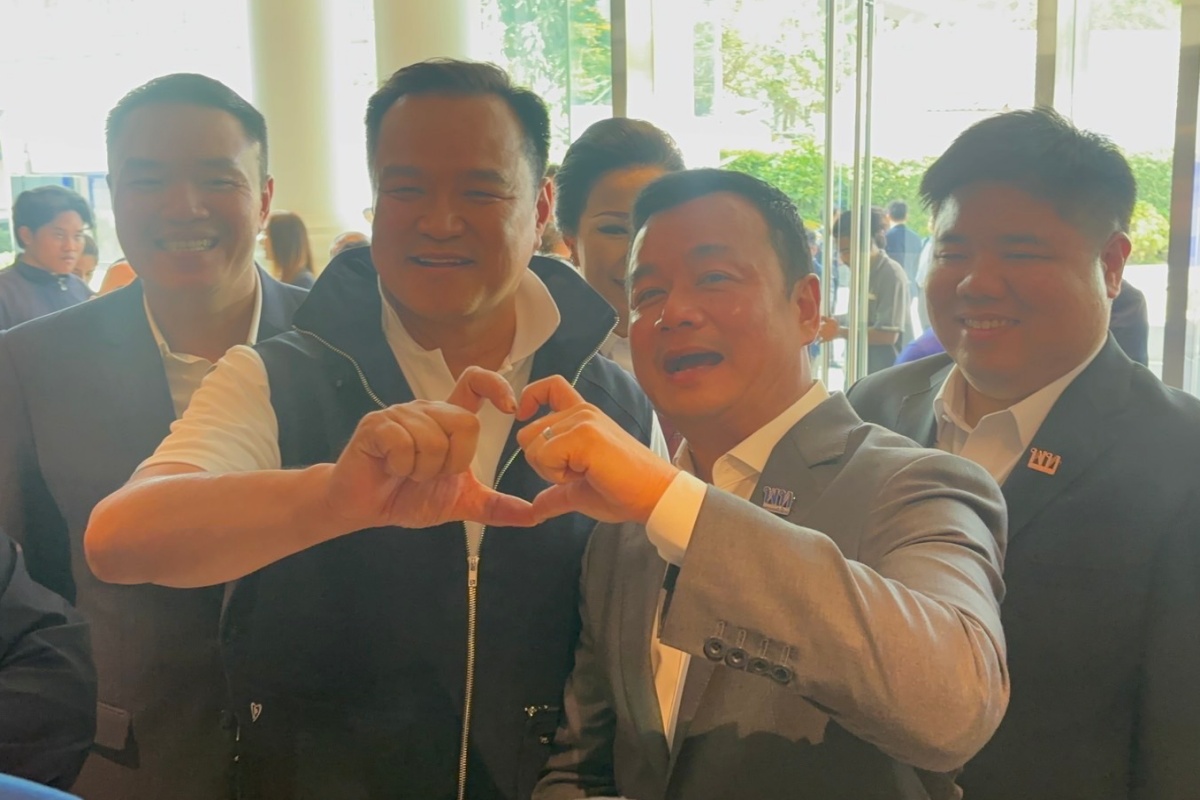 สรวงศ์ คุย อนุทิน หลัง ไชยชนก ลั่นไม่เอากาสิโน ชี้ยึดมติพรรค ไม่สะกิดใจร่วม รบ.