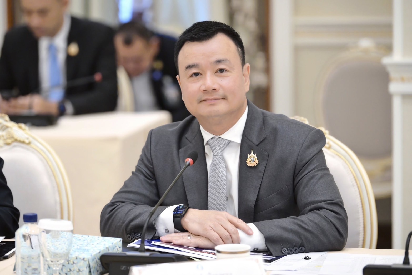 สรวงศ์ เทียนทอง