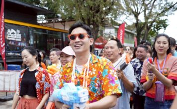 พิธา มองเสถียรภาพ 'พรรคร่วมรัฐบาล' รอเวลาปะทุ แนะคิดเรื่องประชาชนให้มาก