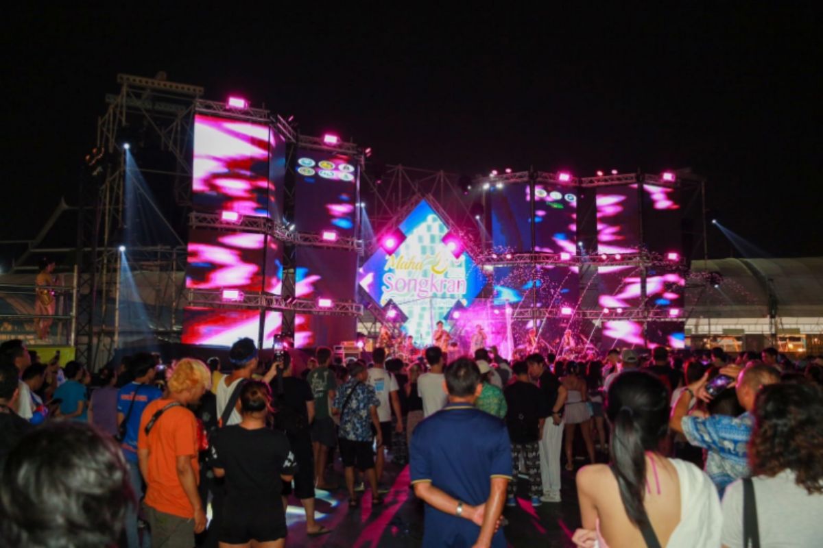 เปิด Line Up ศิลปินในงาน ‘Maha Songkran 2025’ ที่สนามหลวง
