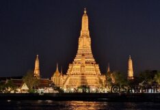 พระปรางค์วัดอรุณราชวราราม