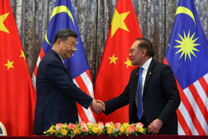 China Xi Jinping ภาพโดย FAZRY ISMAIL/Pool via REUTERS TPX IMAGES OF THE DAY