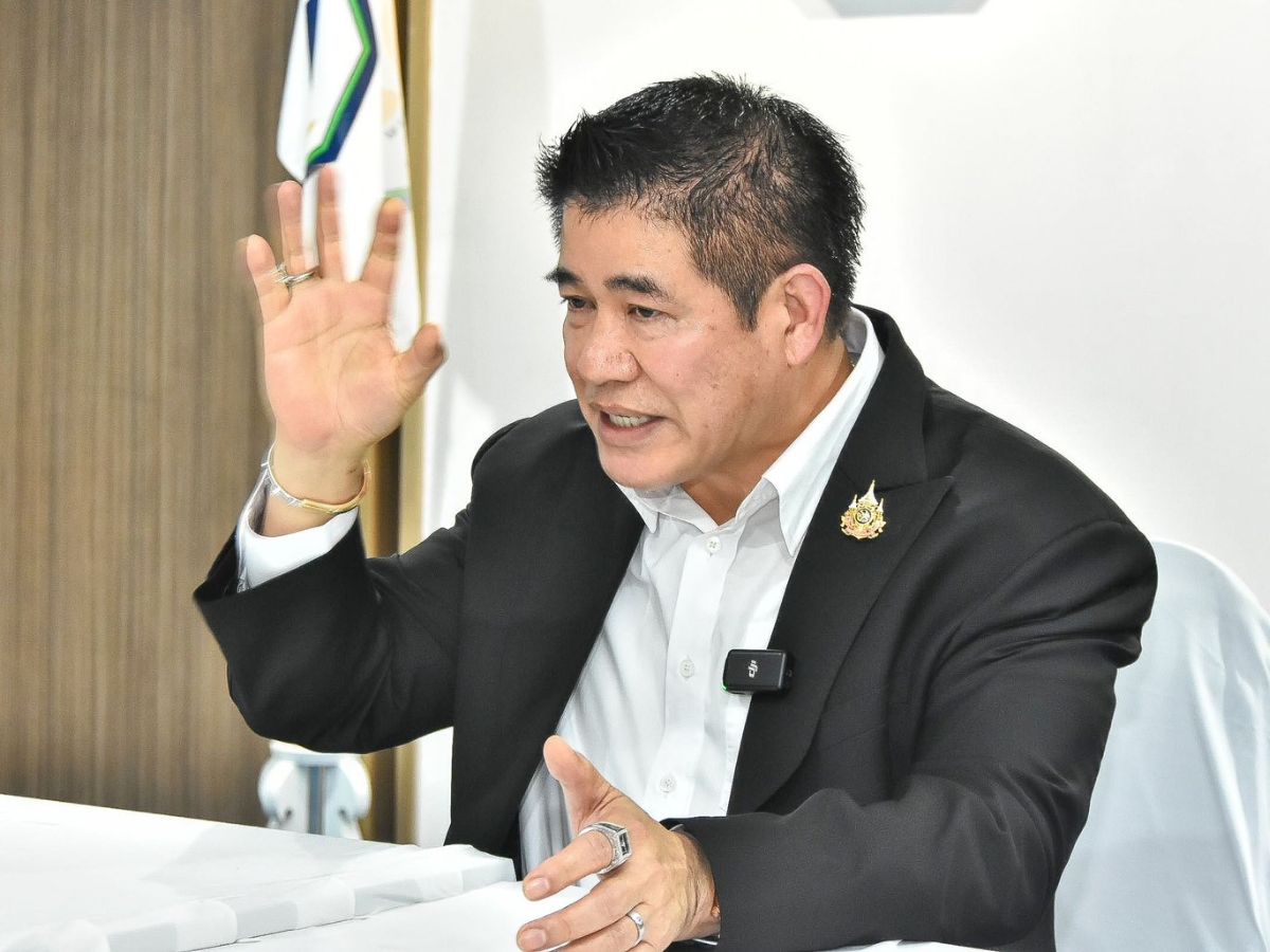 ธรรมนัส ยันไม่มีหน้าที่ปรับครม. มองทักษิณพูด แค่อยากขันนอต
