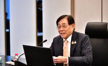 นายพิชัย ชุณหวชิร