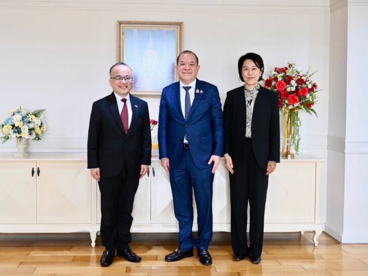 นายพิชัย นริพทะพันธุ์ นายพิชัย นริพทะพันธุ์