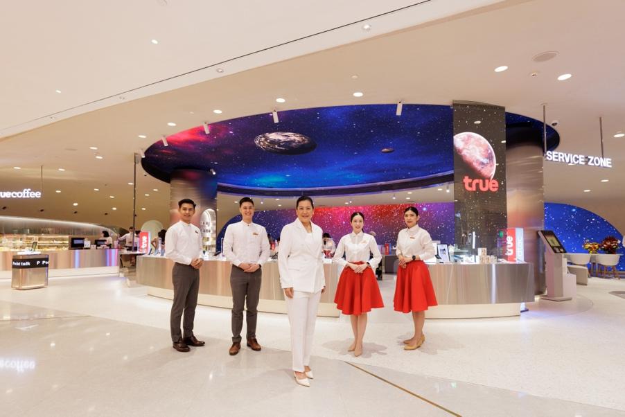สวยล้ำ อลังการ!..ทรู เปิดพื้นที่อัจฉริยะแห่งอนาคต True Branding Shop