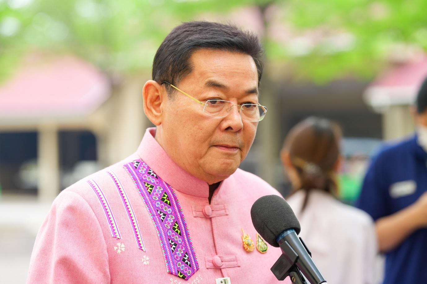 “นภินทร” รุกดันทุเรียนส่งออกจีน-ขีดเส้น 7 วันฟันนอมินีจีนสร้างตึก สตง.
