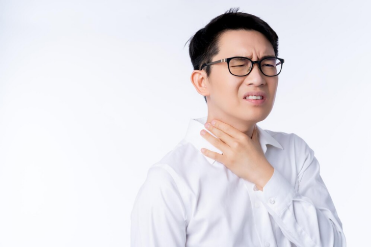 sore-throat กลืนน้ำลายแล้วเจ็บคอ