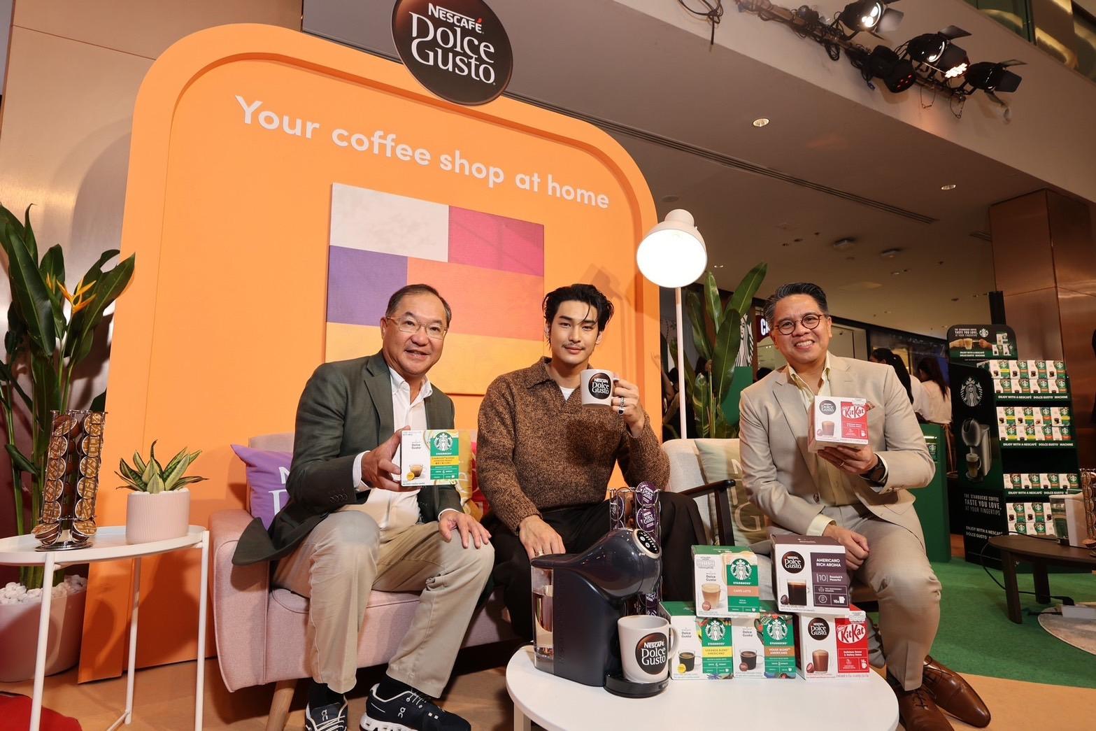 เนสกาแฟ ดอลเช่ กุสโต้ เปิดตัวกาแฟใหม่จากสตาร์บัคส์