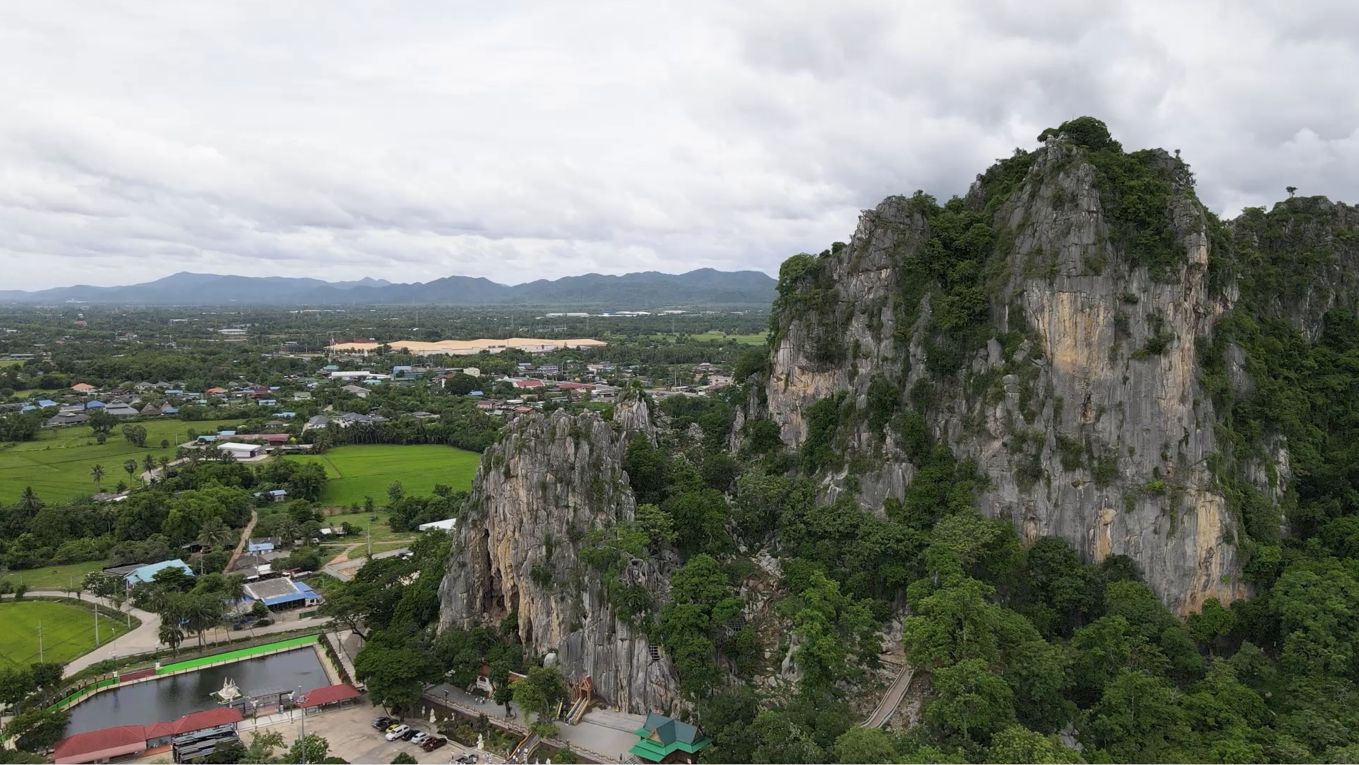 หัวหิน เมืองน่าอยู่ น่าลงทุน ทำอสังหา ทำรีสอร์ทหัวหิน ที่ใกล้กรุงเทพกว่าที่คิด